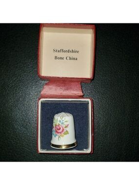 Vintage Thimble Sewing Staffordshire Sanford Fine Bone China Made In ENGLAND Sew